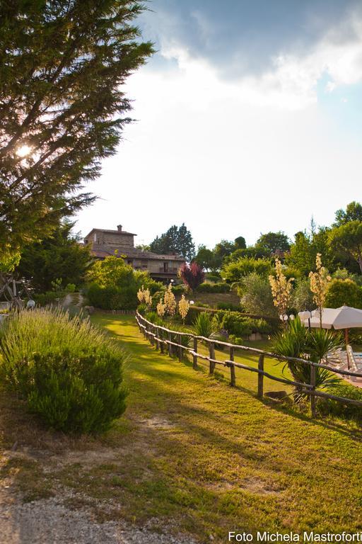 Poggio Paradiso Apartments Mengara エクステリア 写真