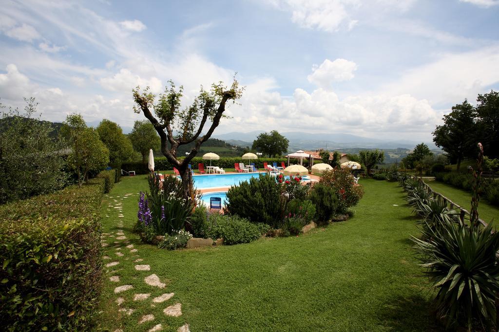 Poggio Paradiso Apartments Mengara エクステリア 写真