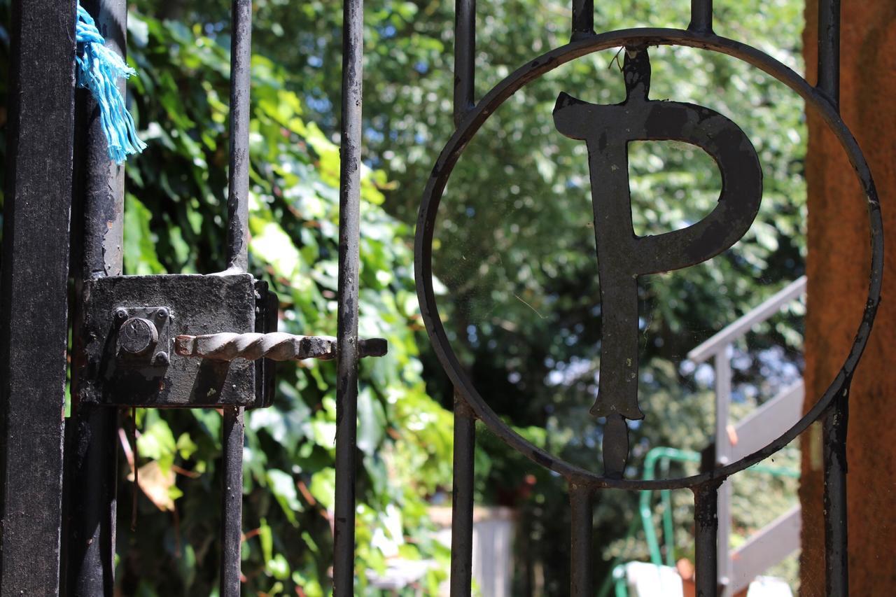 Poggio Paradiso Apartments Mengara エクステリア 写真